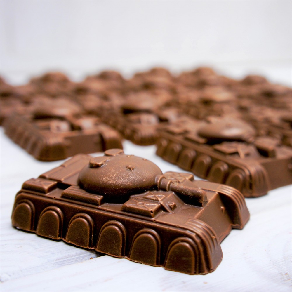 Шоколадная фигура "Мини-танк"