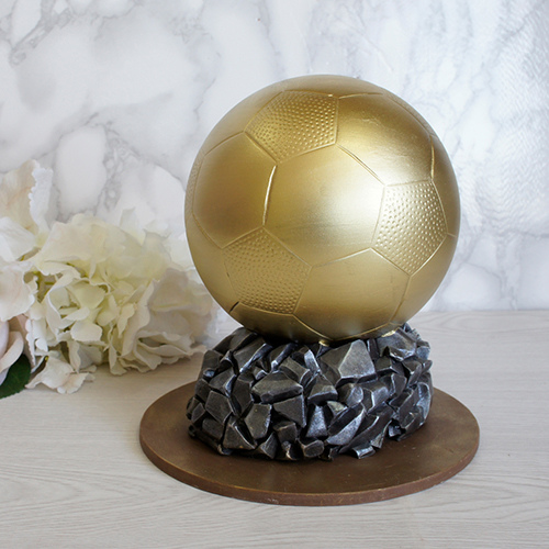 Фигура шоколадная "Золотой мяч"